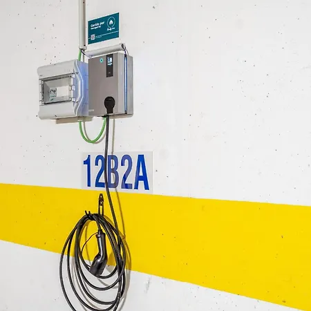 Appartamento Stylish 2bdr Flat With Pool In Salgados By Lovelystay