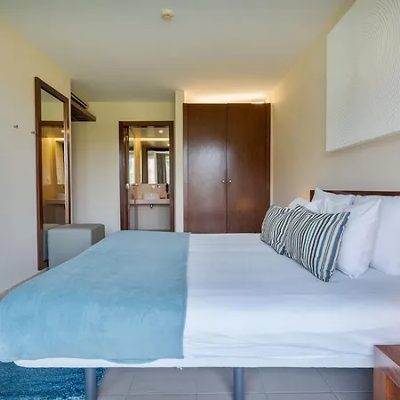 Apartmán Stylish 2bdr Flat With Pool In Salgados By Lovelystay Albufeira