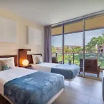 Stylish 2bdr Flat With Pool In Salgados By Lovelystay البوفيرا
