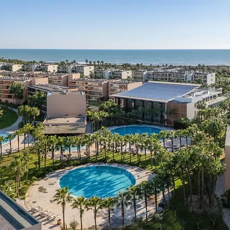 Stylish 2bdr Flat With Pool In Salgados By Lovelystay * البوفيرا
