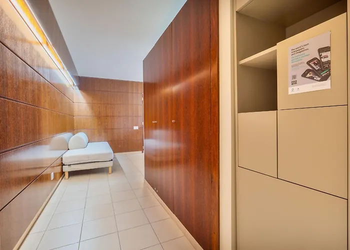 Stylish 2bdr Flat With Pool In Salgados By Lovelystay Апартаменти